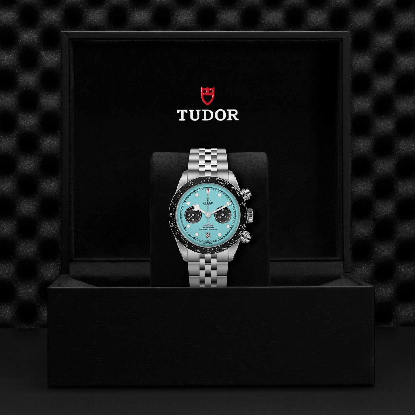 Black Bay Chrono "Flamingo Blue" M79360N-0024