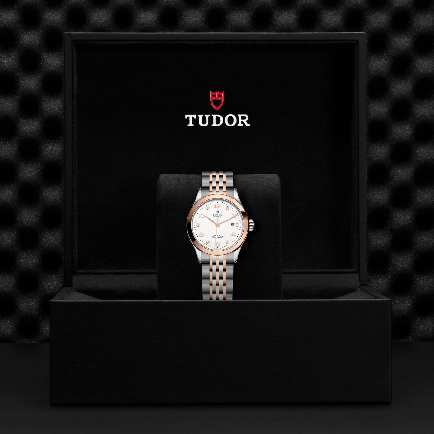 TUDOR 1926 M91351-0011