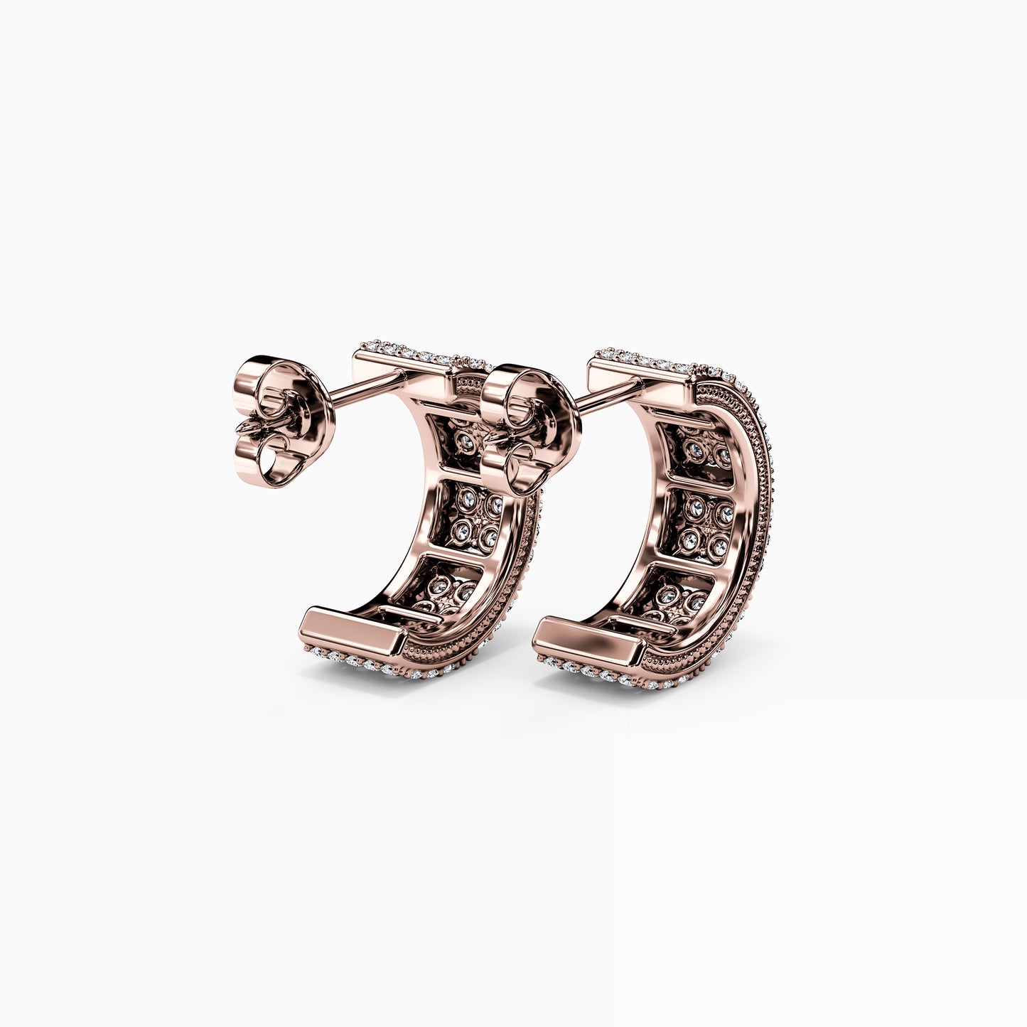 Shared Prong Detailed Edge Half-Hoop Earrings in 14K Gold With Diamonds