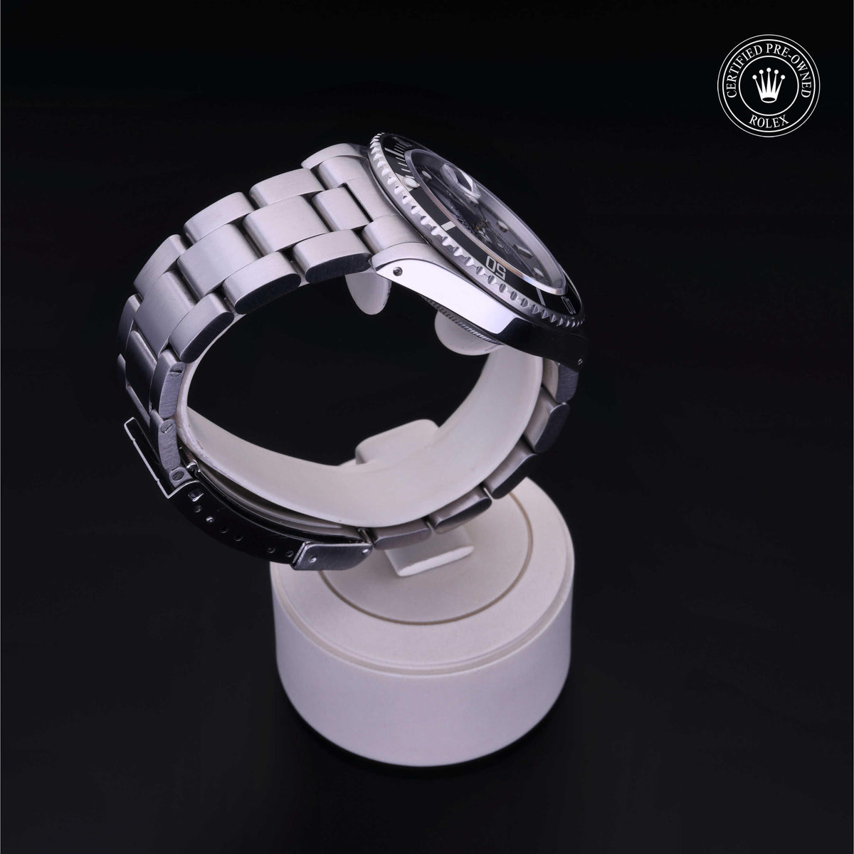 Oyster Perpetual  Submariner Date M16800