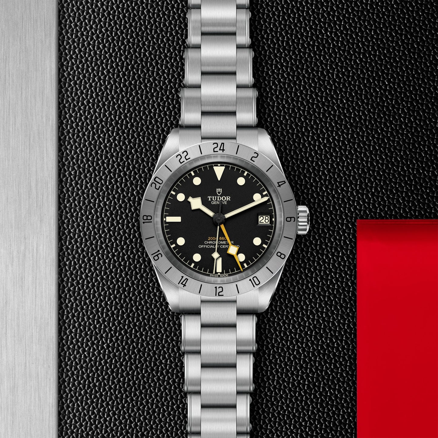 TUDOR BLACK BAY PRO M79470-0001