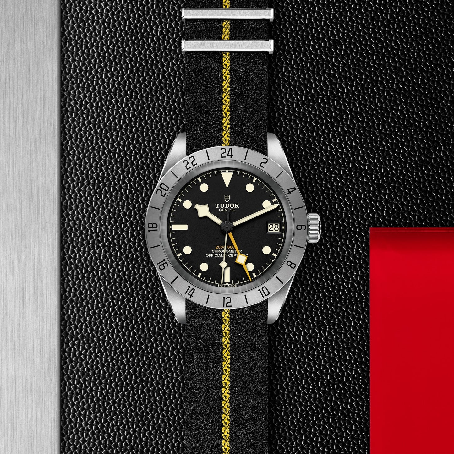 TUDOR BLACK BAY PRO M79470-0002