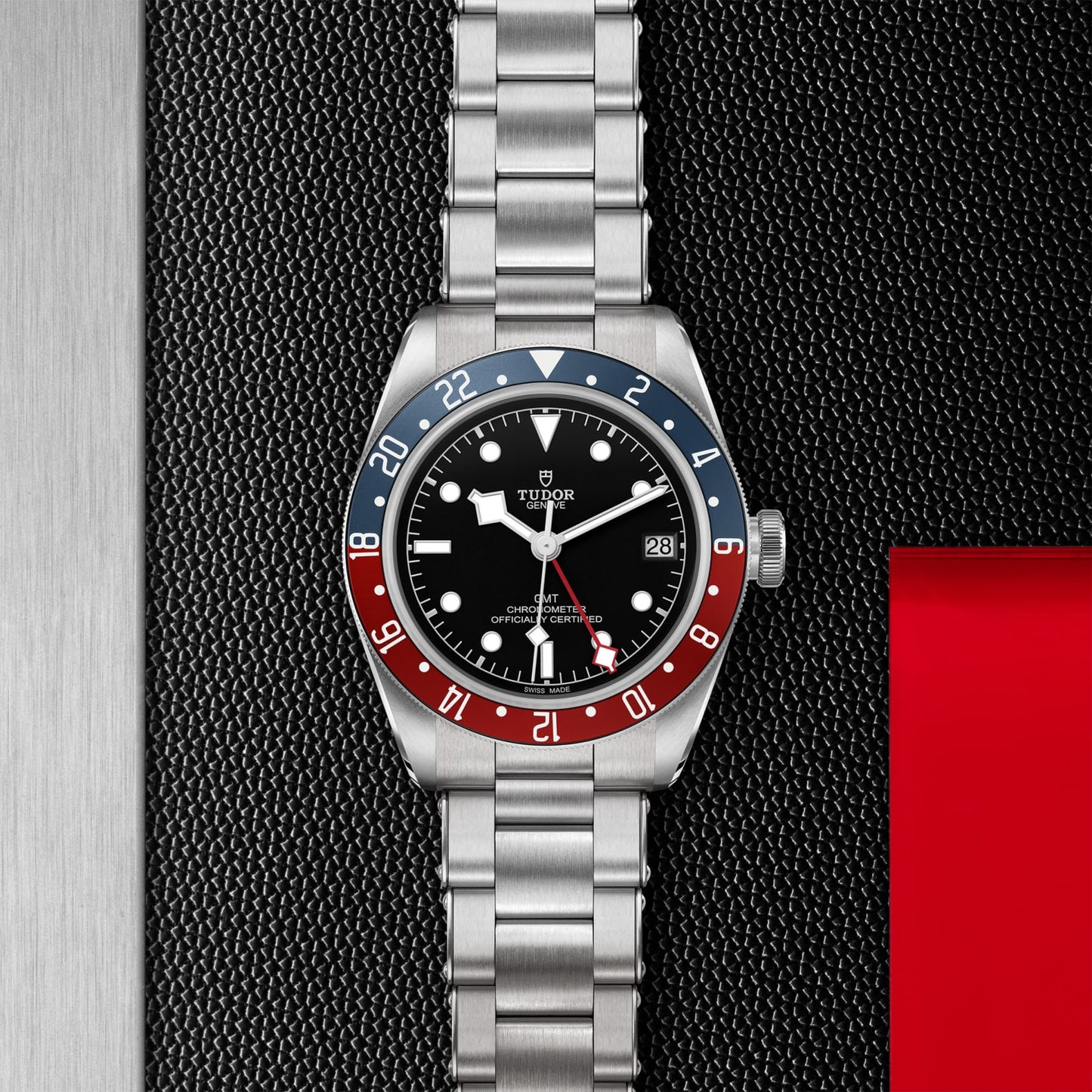 TUDOR BLACK BAY GMT M79830RB-0001