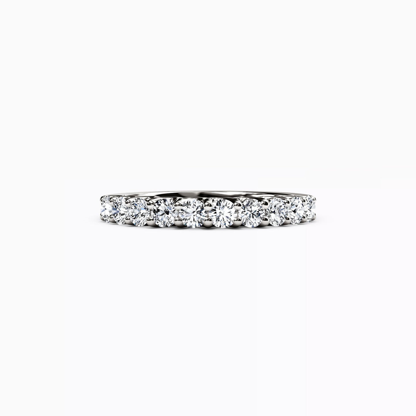 Diamond Scallop Graduated Wedding Band in 14K Gold