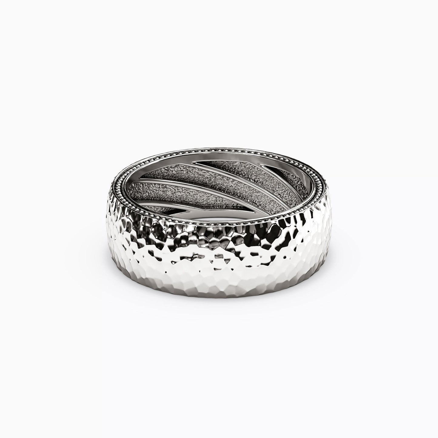 Hammered Polished Wedding Band in 18K Gold
