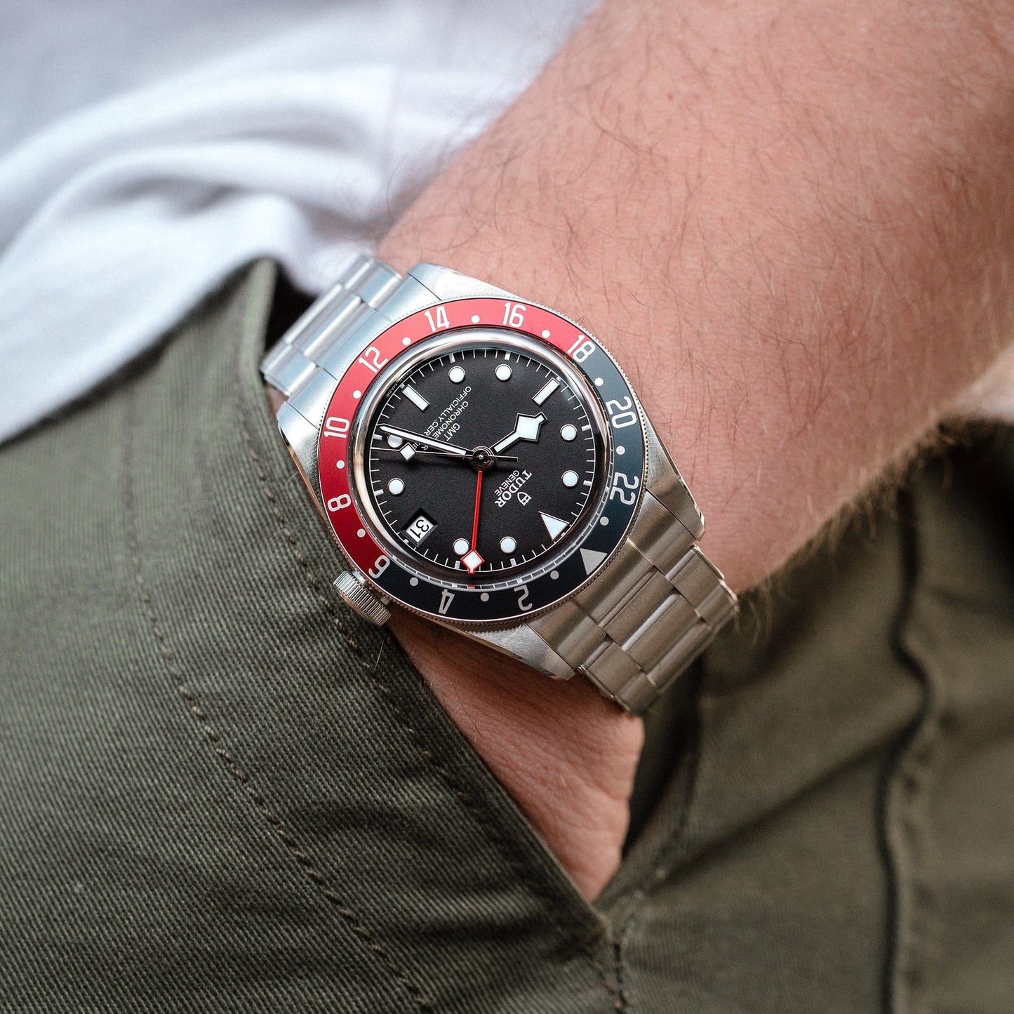 TUDOR BLACK BAY GMT M79830RB-0001